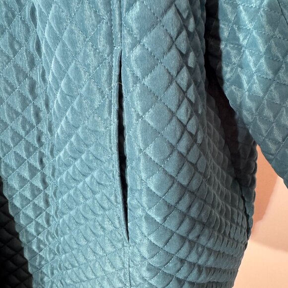 Willow Lane Women's 2x Teal Quilted Button Down Coat - Picture 5 of 7